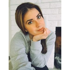 Meet your Posher, Paula